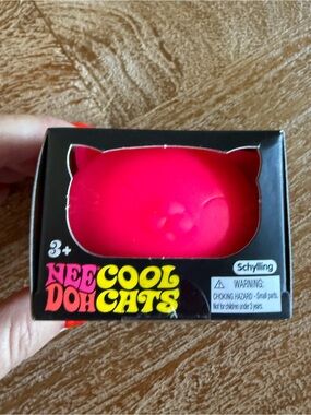 Neecool Doh Cool Cat- Pink 🐱🩷